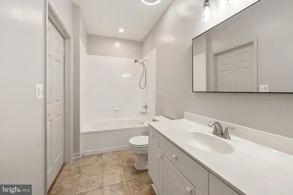 $2,500 | 4560 Strutfield Lane, Unit 1311, Alexandria, VA 22311