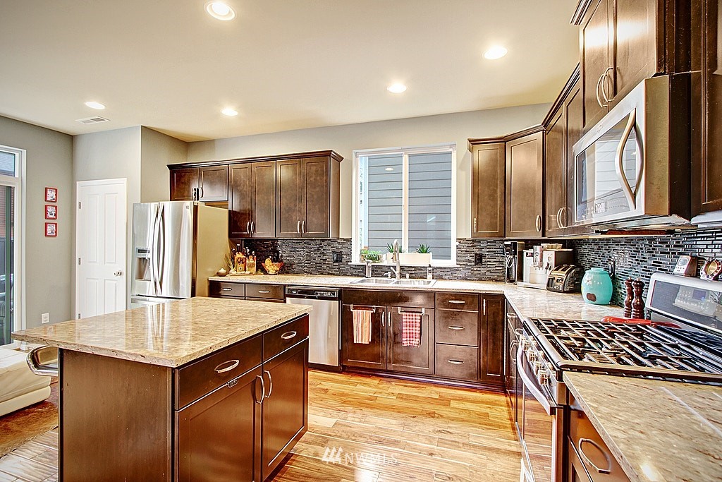 11024 Southeast 184th Place Renton, WA 98055 - Photo 3 of 16