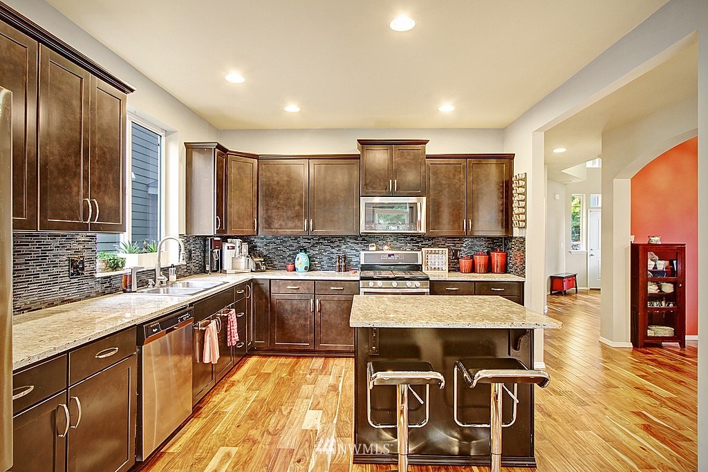 11024 Southeast 184th Place Renton, WA 98055 - Photo 4 of 16