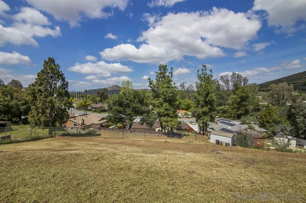14425 Range Park Road Poway, CA 92064 - Photo 24 of 25 a view of a street