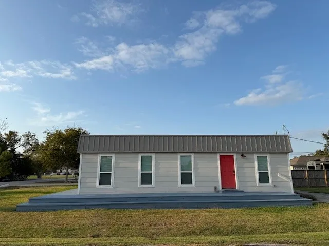 $1,750 | 123 South Carroll Street, La Porte, TX 77571
