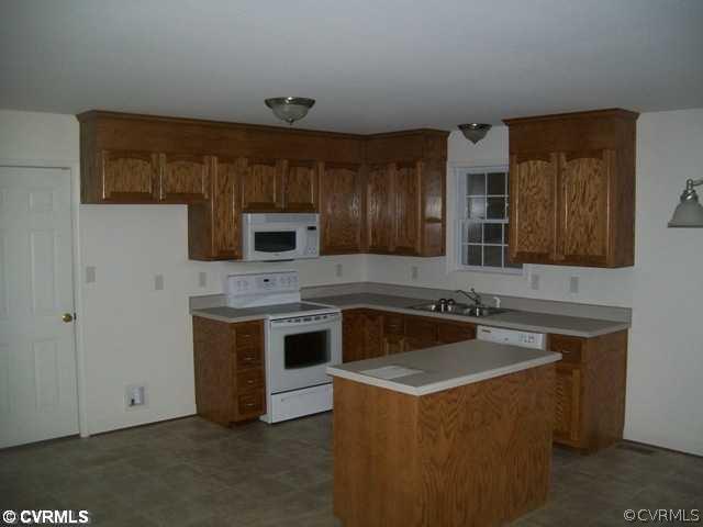 6096 Courthouse Road Church Road, VA 23833 - Photo 3 of 3 Kitchen