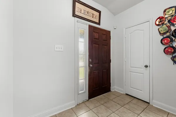 $320,000 | 7622 Crestbrook Manor Lane, Cypress, TX 77433