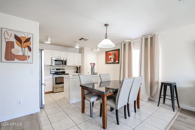 $2,000 | 1605 South 227th Avenue, Buckeye, AZ 85326