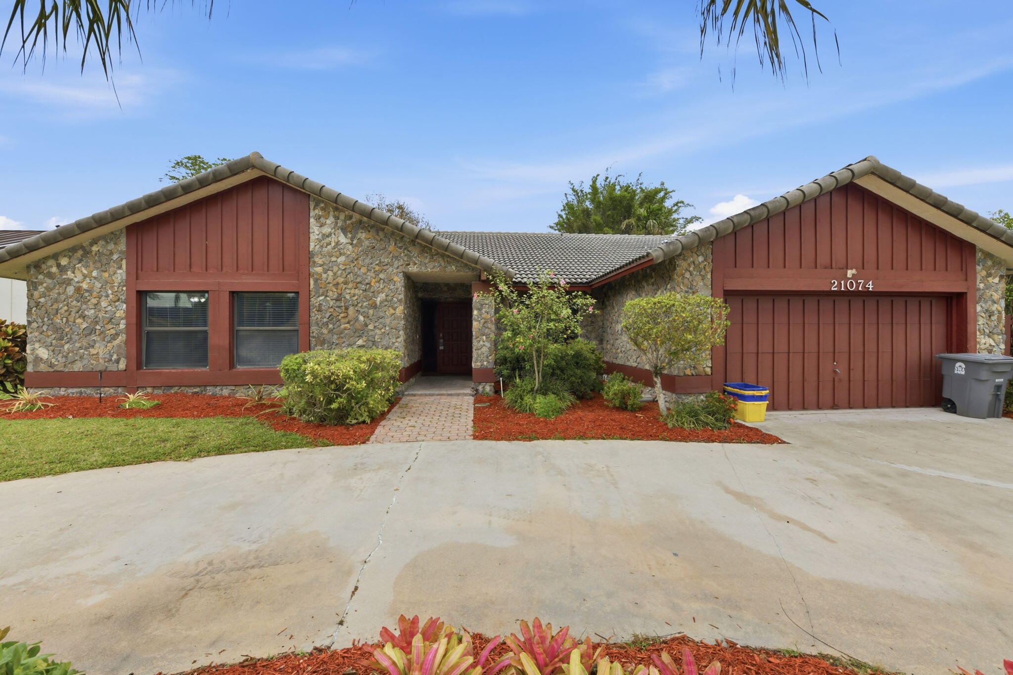21074 Shady Vista Lane Boca Raton, FL 33428 - Photo 2 of 34 ListerPros_002