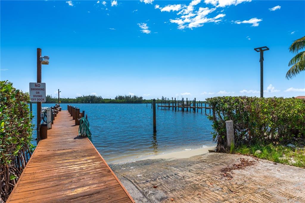 5111 Southeast Post Terrace Stuart, FL 34997 - Photo 28 of 34 Gallery Image 28