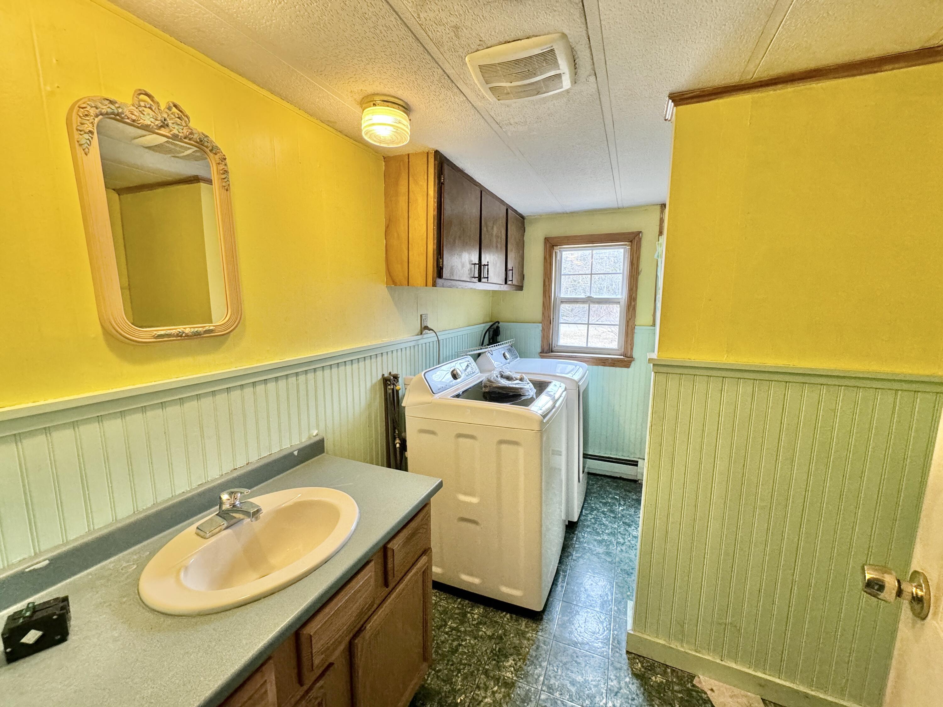 93 Jacob Buck Pond Road Bucksport, ME 04416 - Photo 15 of 32 20240403_194011697_iOS