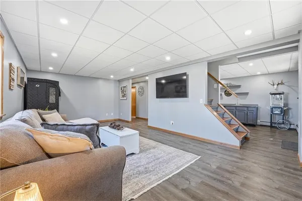 $299,900 | 1024 Warren Road, Franklin, PA 16323