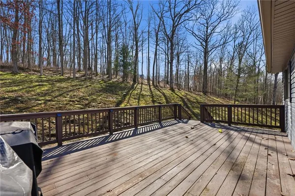 $299,900 | 1024 Warren Road, Franklin, PA 16323