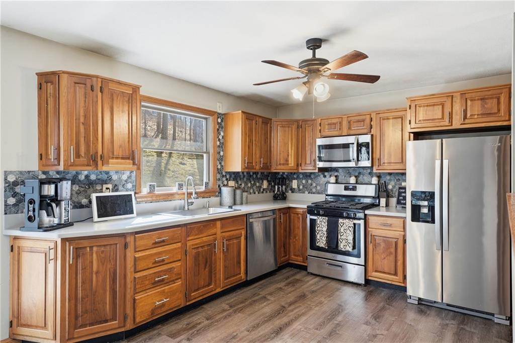 1024 Warren Road Franklin, PA 16323 - Photo 5 of 44