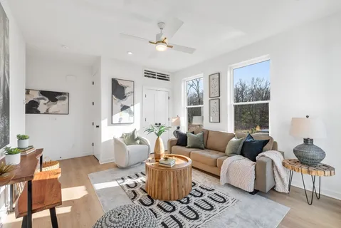 $314,900 | 258 Arrowhead Drive, Nashville, TN 37216