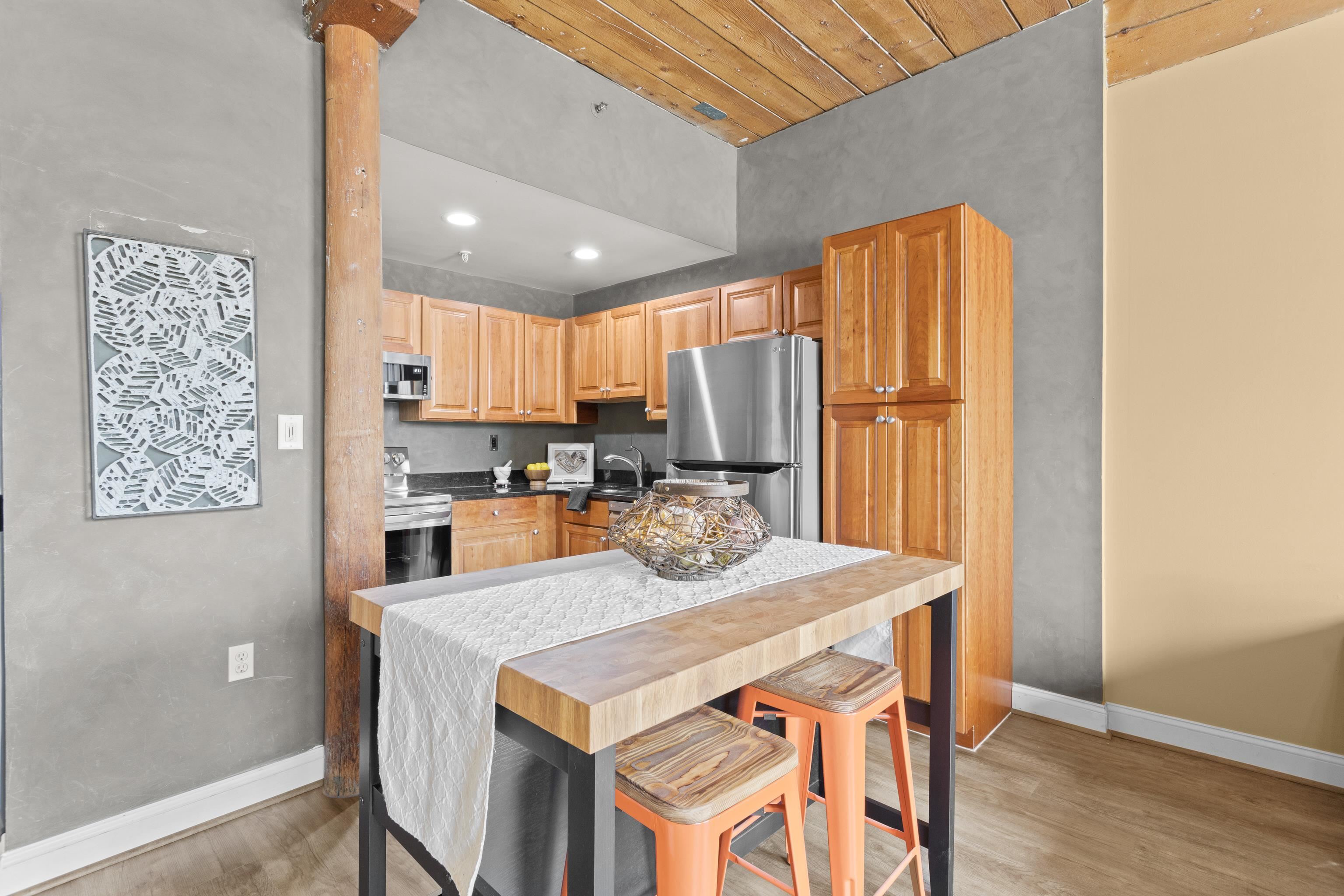 335 Cypress Street, Unit 2S Manchester, NH 03103 - Photo 11 of 22