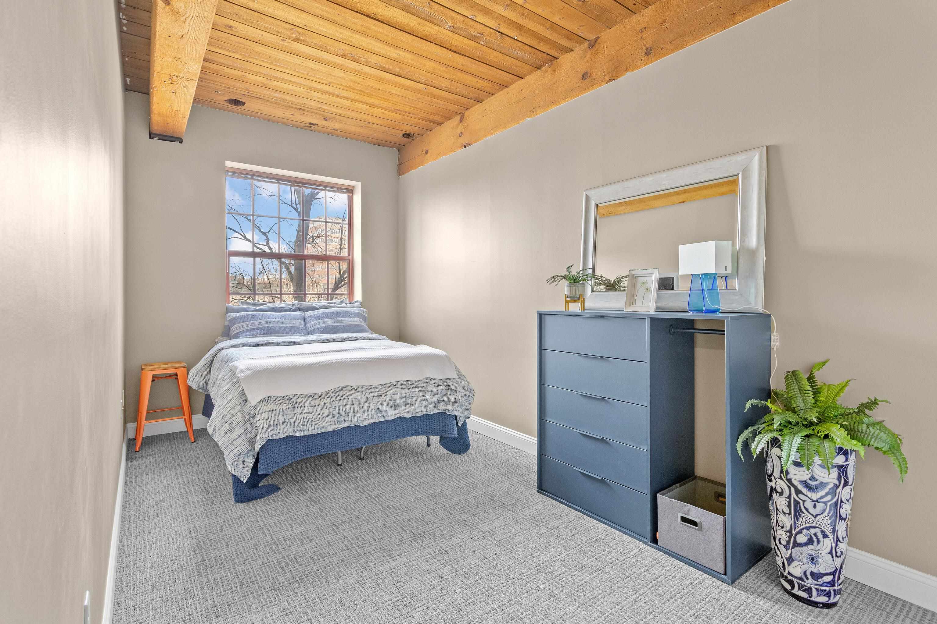 335 Cypress Street, Unit 2S Manchester, NH 03103 - Photo 17 of 22