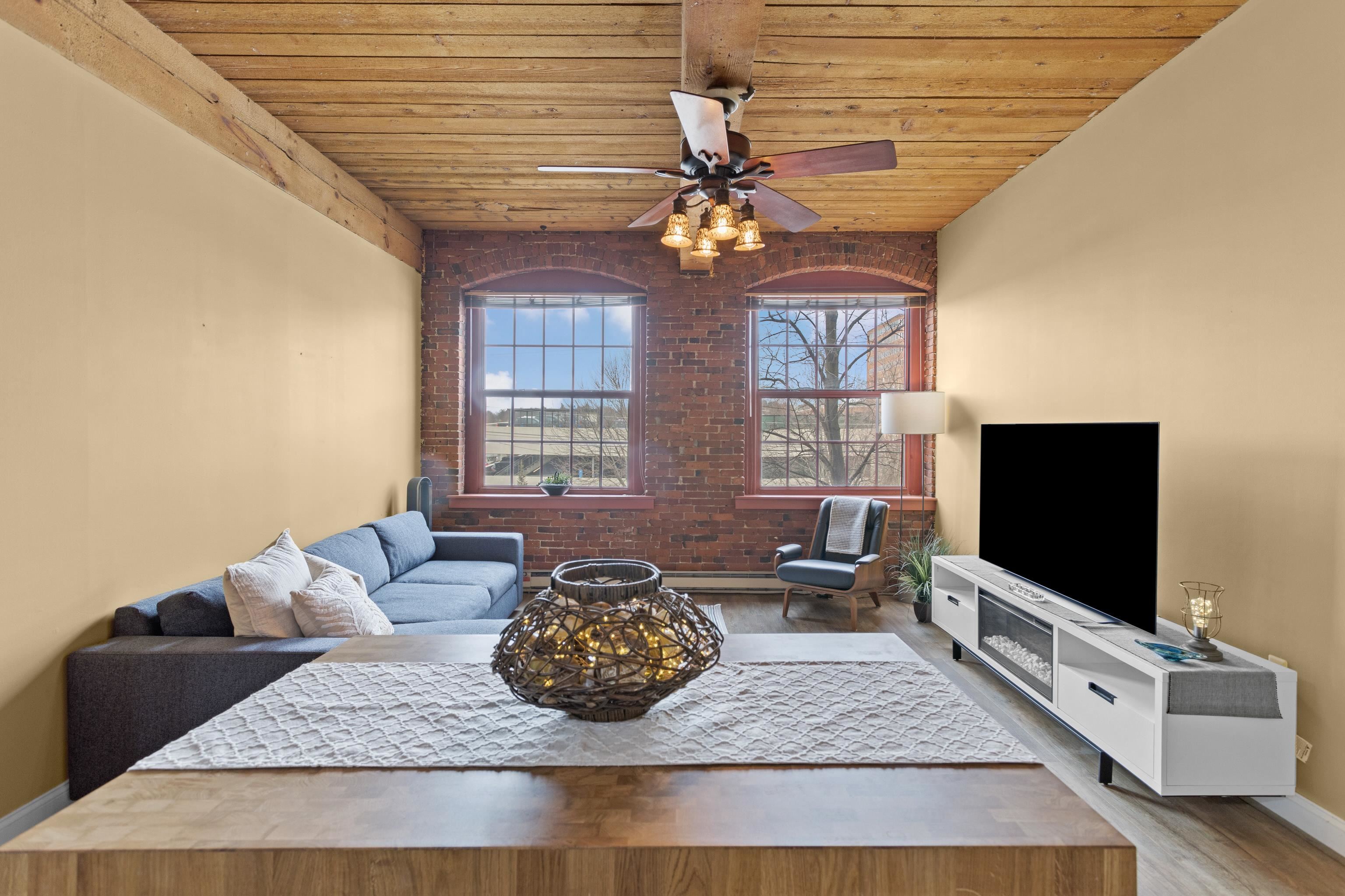 335 Cypress Street, Unit 2S Manchester, NH 03103 - Photo 6 of 22