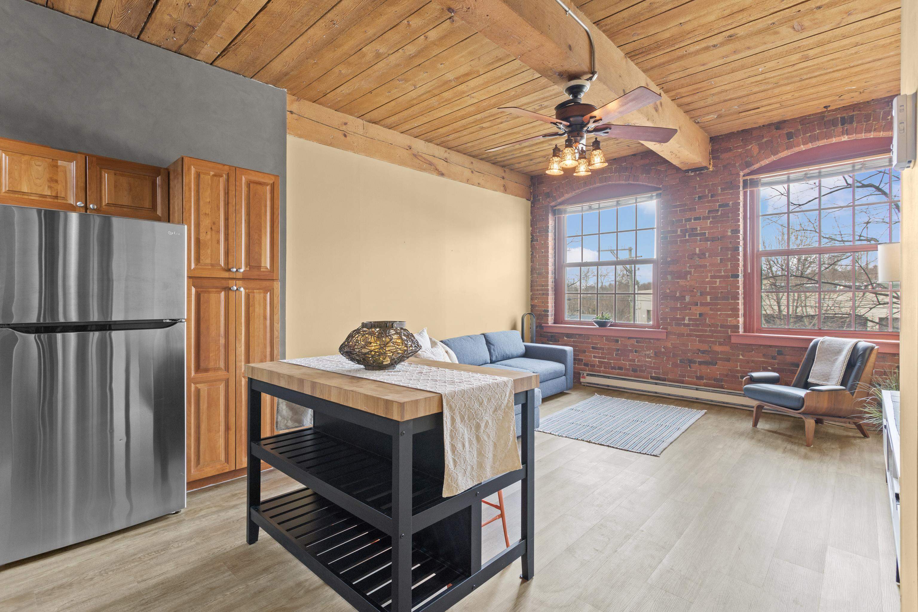 335 Cypress Street, Unit 2S Manchester, NH 03103 - Photo 7 of 22