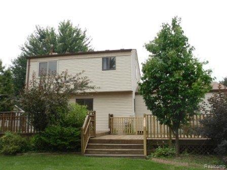 725 Dressler Lane Rochester, MI 48307 - Photo 11 of 13 035.JPG
