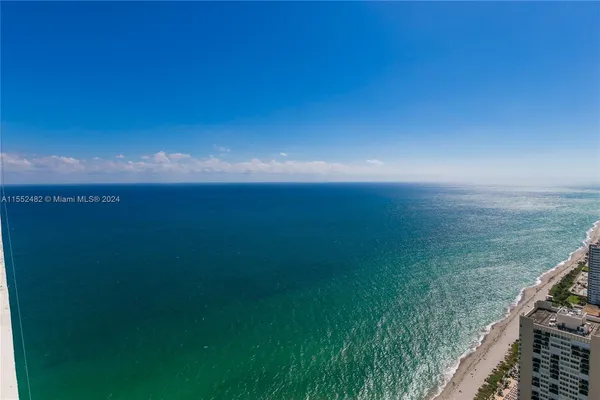 a view of yard from a balcony