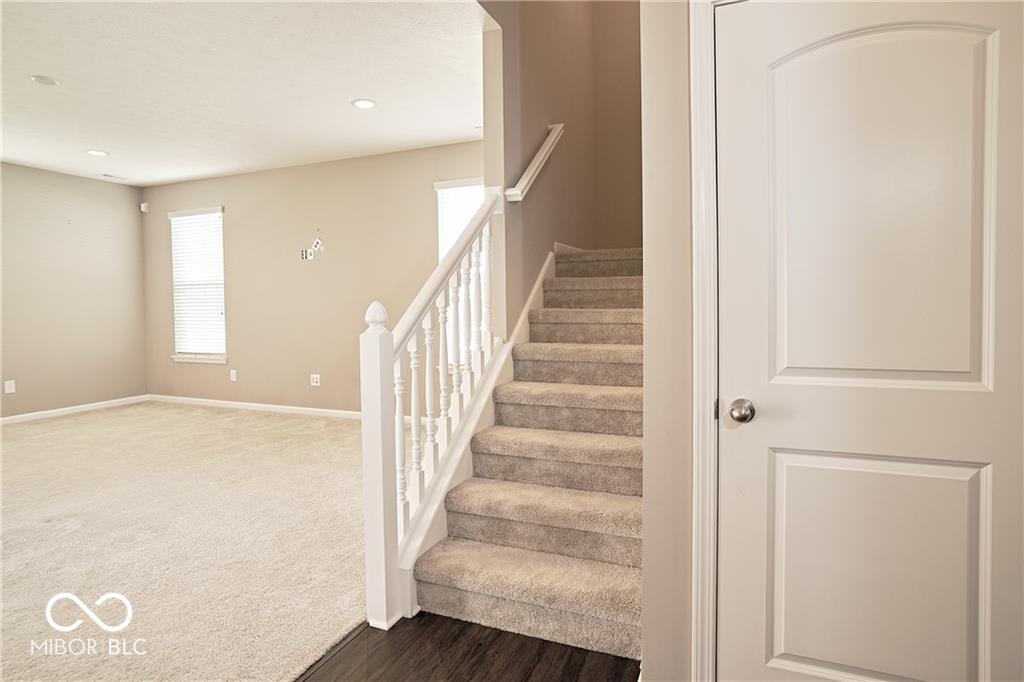 8709 Rowling Way Indianapolis, IN 46239 - Photo 12 of 60