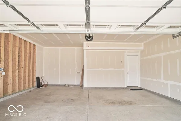 $2,600 | 8709 Rowling Way, Indianapolis, IN 46239