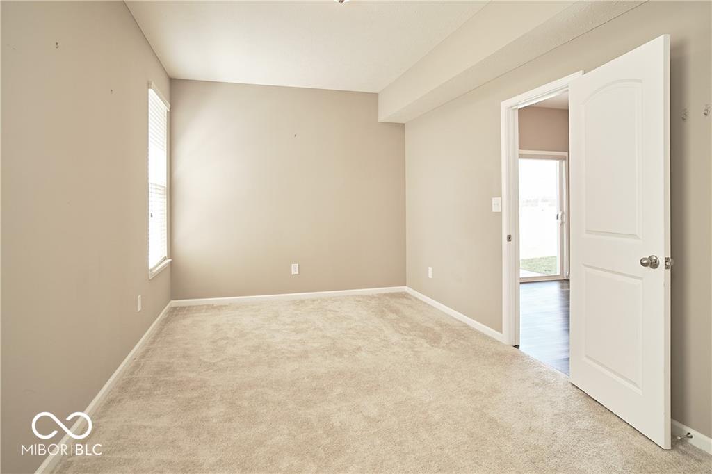 8709 Rowling Way Indianapolis, IN 46239 - Photo 25 of 60