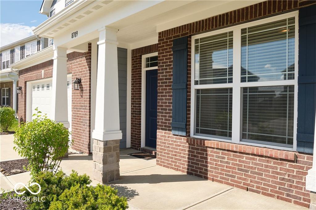 8709 Rowling Way Indianapolis, IN 46239 - Photo 3 of 60
