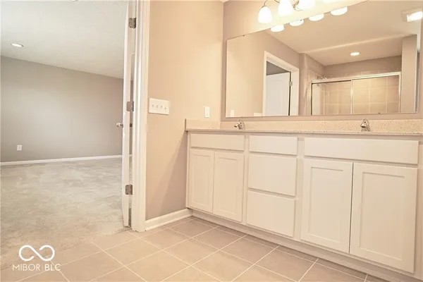 $2,600 | 8709 Rowling Way, Indianapolis, IN 46239