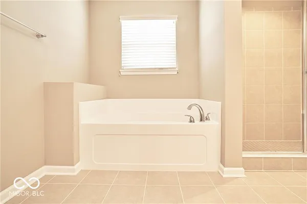 $2,600 | 8709 Rowling Way, Indianapolis, IN 46239