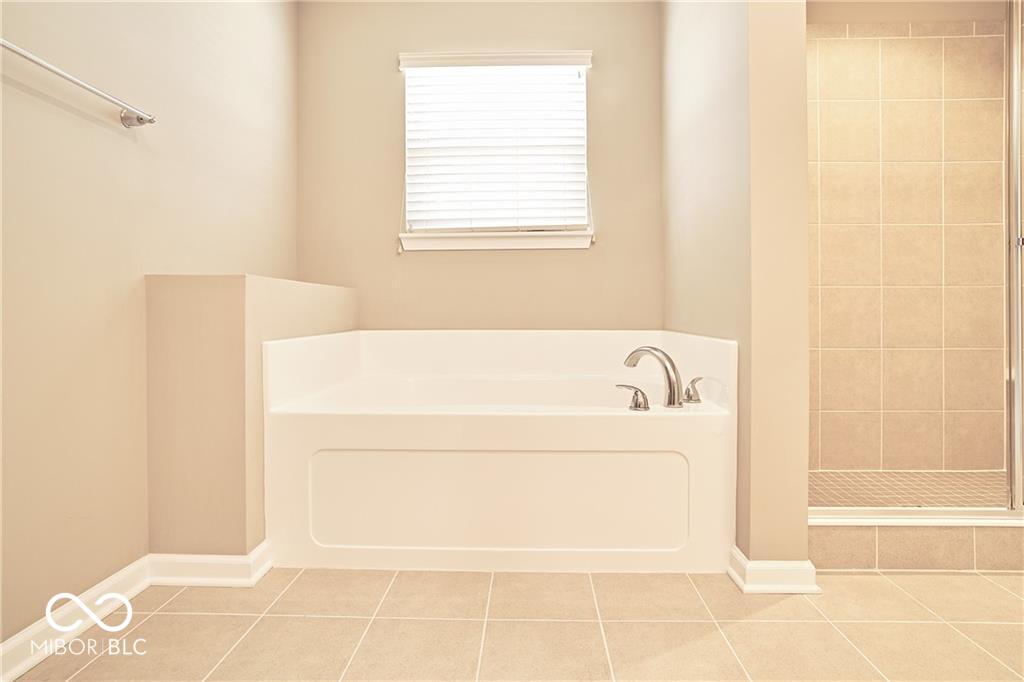 8709 Rowling Way Indianapolis, IN 46239 - Photo 37 of 60