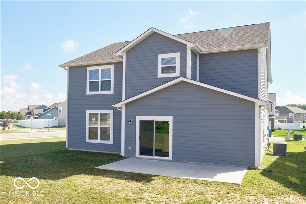 8709 Rowling Way Indianapolis, IN 46239 - Photo 4 of 60