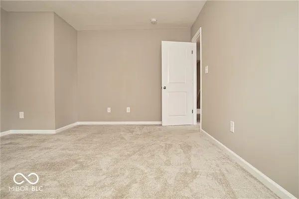 $2,600 | 8709 Rowling Way, Indianapolis, IN 46239