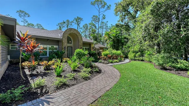 $1,749,000 | 7729 Red Cedar Lane, Sarasota, FL 34241