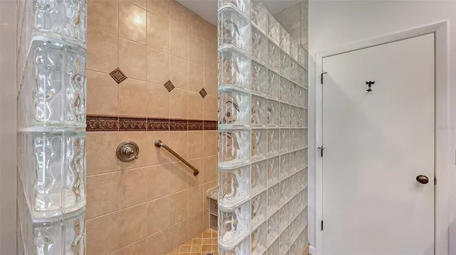 $1,749,000 | 7729 Red Cedar Lane, Sarasota, FL 34241