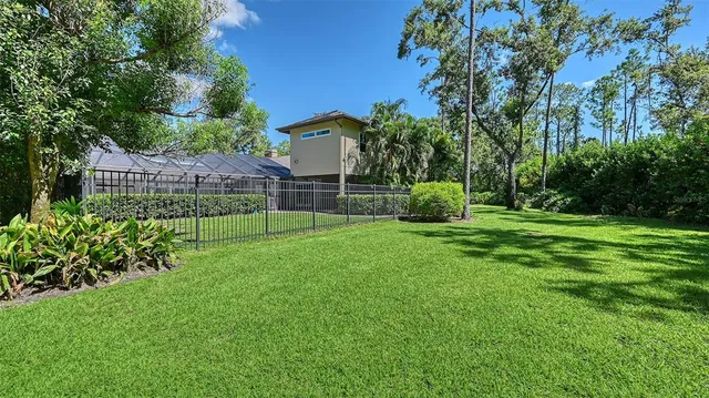 $1,749,000 | 7729 Red Cedar Lane, Sarasota, FL 34241