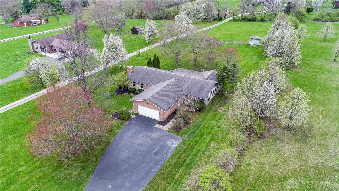 2205 Hart Road Lebanon, OH 45036 - Photo 3 of 50 Gallery Image 3