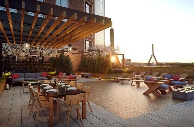 $689,000 | 100 Lovejoy Wharf, Unit 9Q, Boston, MA 02114