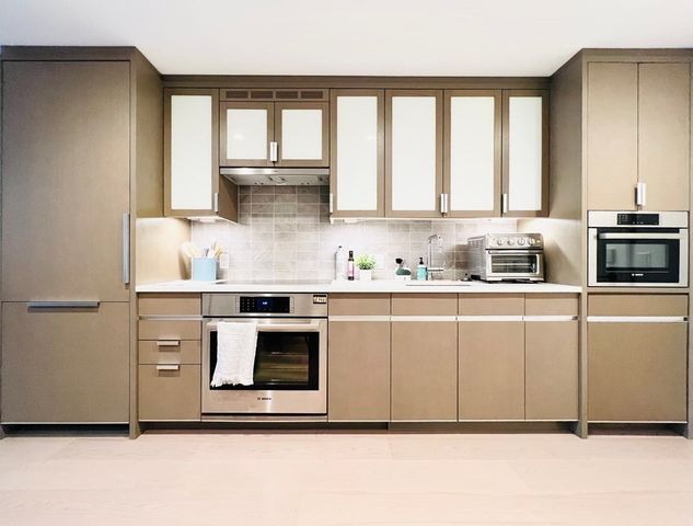 $689,000 | 100 Lovejoy Wharf, Unit 9Q, Boston, MA 02114