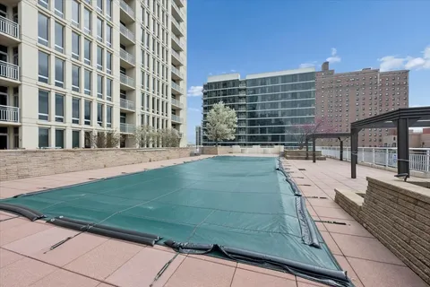 $299,000 | 1400 South Michigan Avenue, Unit 1001, Chicago, IL 60605