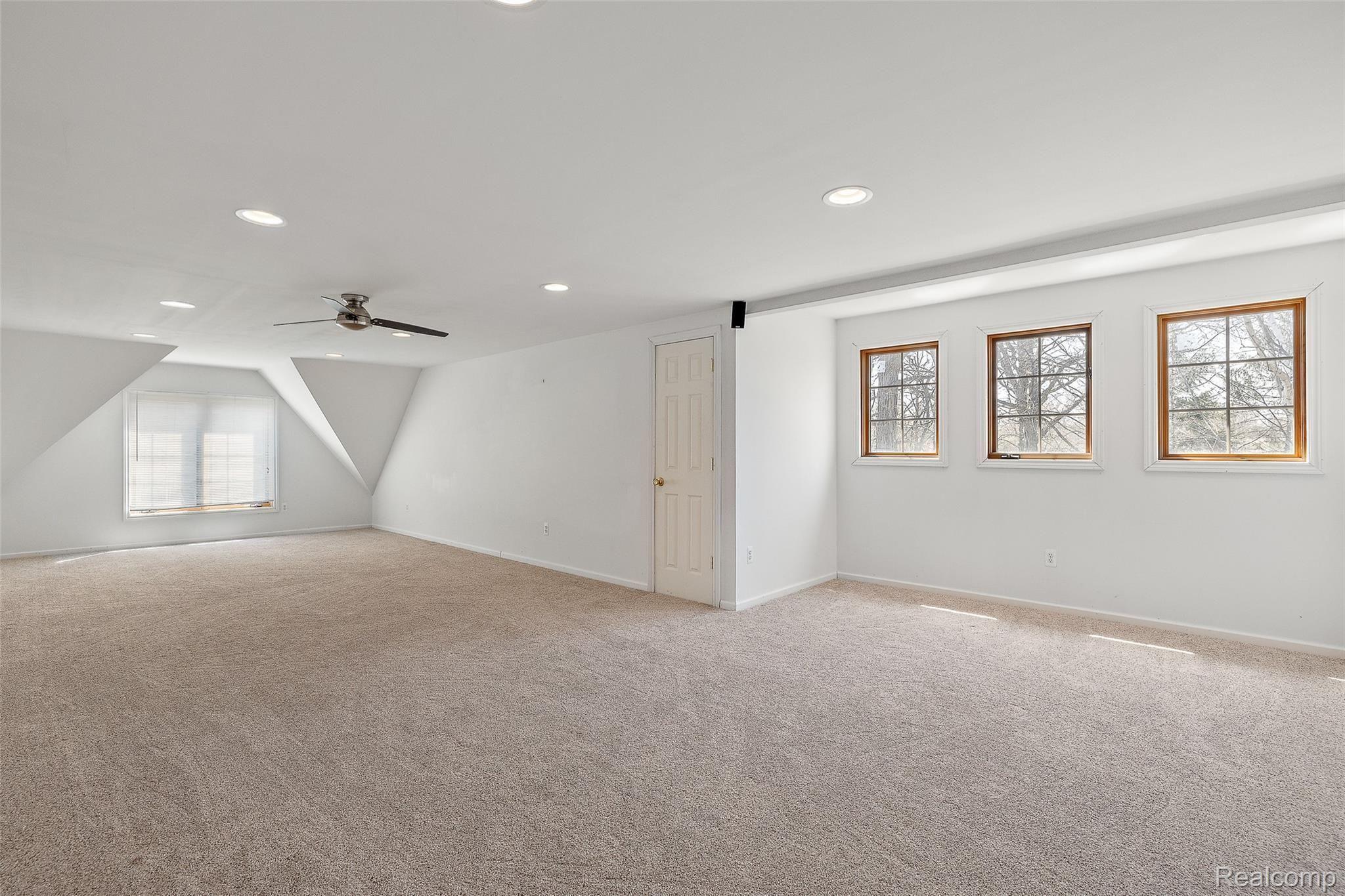 523 Trinway Road Troy, MI 48085 - Photo 45 of 55 523 Trinway-91.jpg