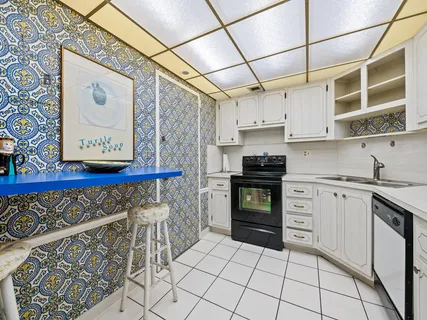 $398,000 | 2500 East Las Olas Boulevard, Fort Lauderdale, FL 33301