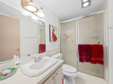 $398,000 | 2500 East Las Olas Boulevard, Fort Lauderdale, FL 33301