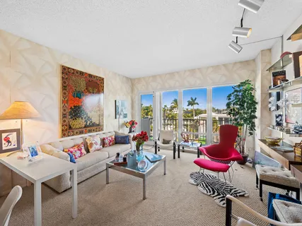 $398,000 | 2500 East Las Olas Boulevard, Fort Lauderdale, FL 33301