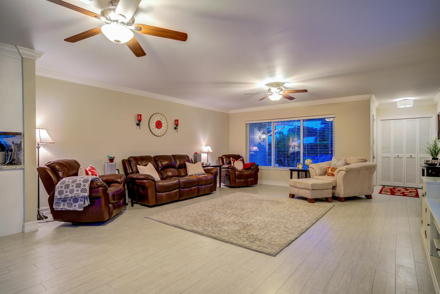 1295 Sycamore Terrace Boca Raton, FL 33486 - Photo 11 of 32 Spacious Living Room