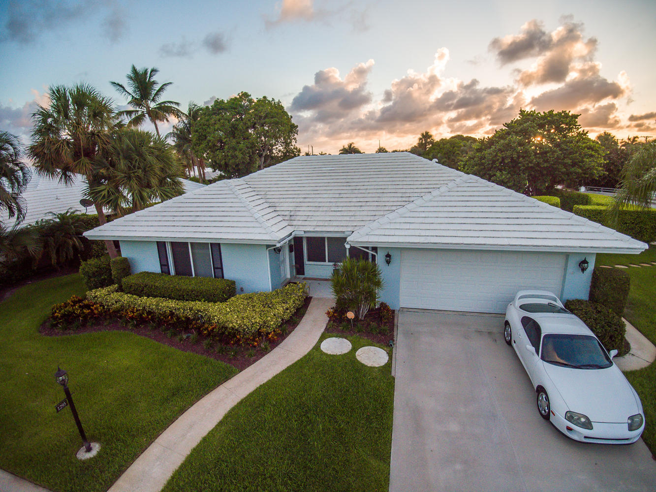 1295 Sycamore Terrace Boca Raton, FL 33486 - Photo 25 of 32 Front