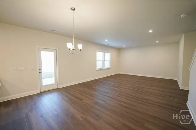 $2,600 | 112 Monterey Loop, Richmond Hill, GA 31324