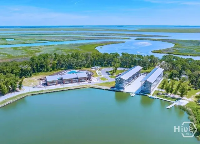 $2,600 | 112 Monterey Loop, Richmond Hill, GA 31324