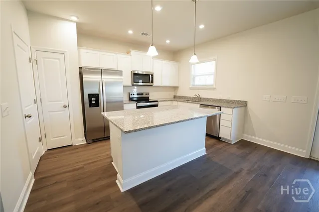 $2,600 | 112 Monterey Loop, Richmond Hill, GA 31324