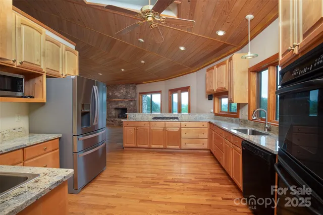 $850,000 | 417 Quiet Forest Lane, Sylva, NC 28779