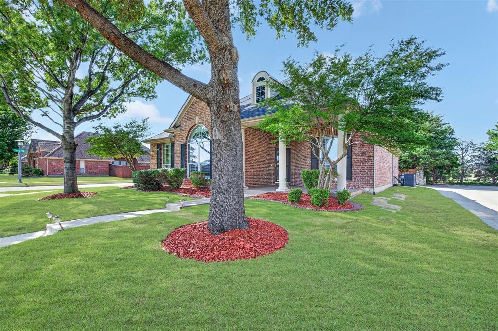 950 Gold Camp Road Frisco, TX 75033 - Photo 2 of 38