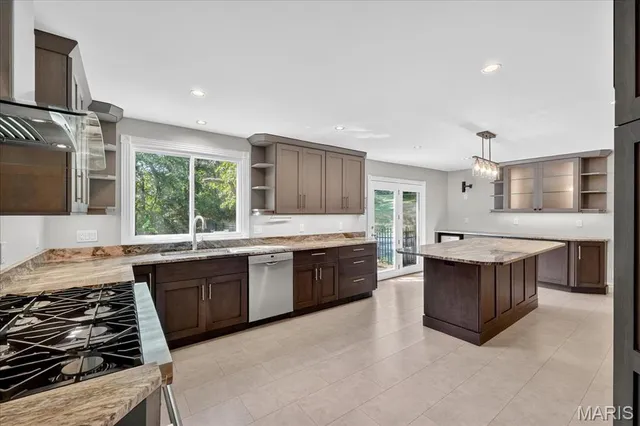 $672,111 | 1685 Ansonborough Drive, Chesterfield, MO 63017