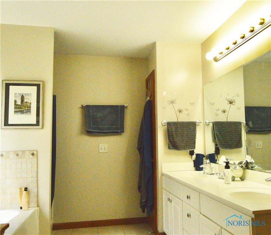 1880 Crossfields Road Perrysburg, OH 43551 - Photo 11 of 11 Gallery Image 11